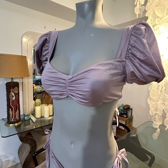 Storm Reid bikini swim 2 piece bathing suit crop top medium large - Picture 4 of 9